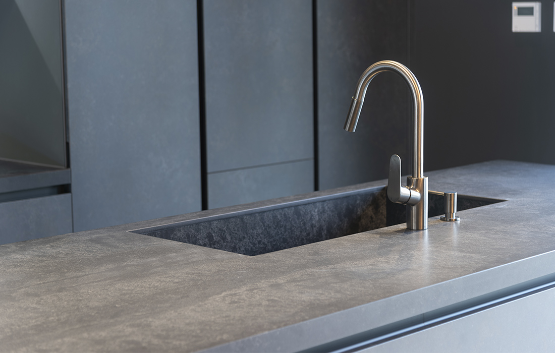 5810 Black Tempal　キッチン