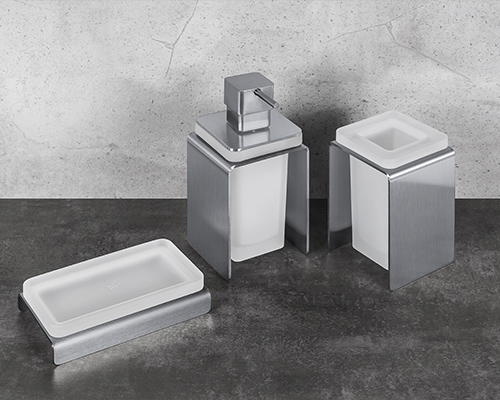 ACCESSORY　置くだけで美意識が整う