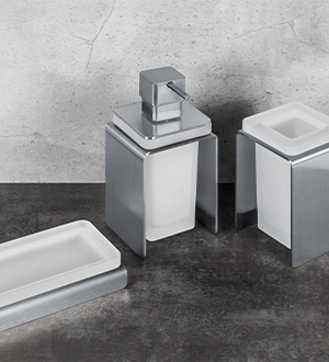 OVER　B9329 / B7040 / B7041