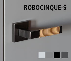 ROBOCINQUE=S + RATTAN