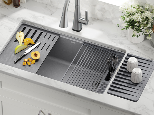 完成形としてのシンク。DELTAのall in one SINK。