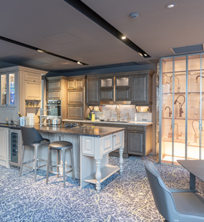 南青山ショールーム