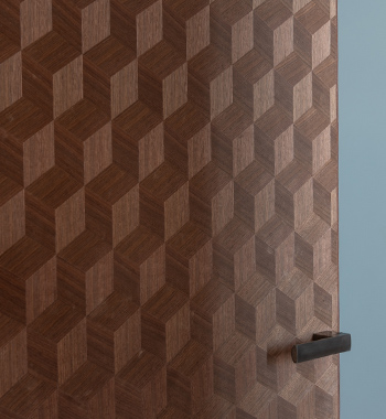 面材：AJIRO-DOOR CH Almajiro-亀甲-ウォルナット クリア塗装