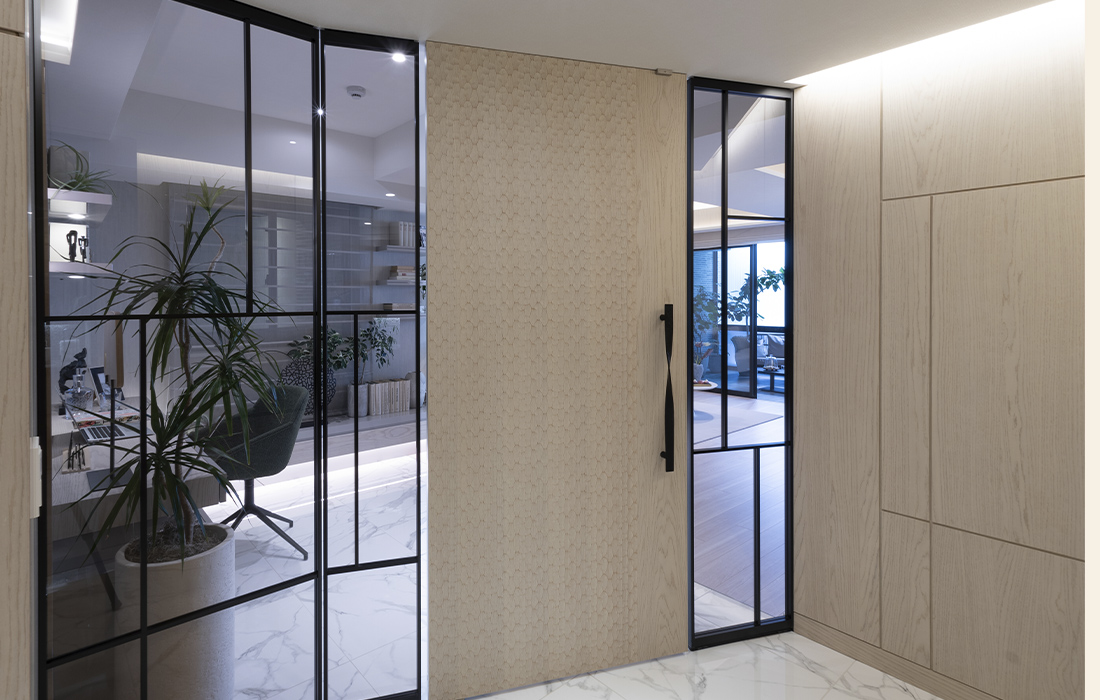 カスタムオーダードア　施工事例